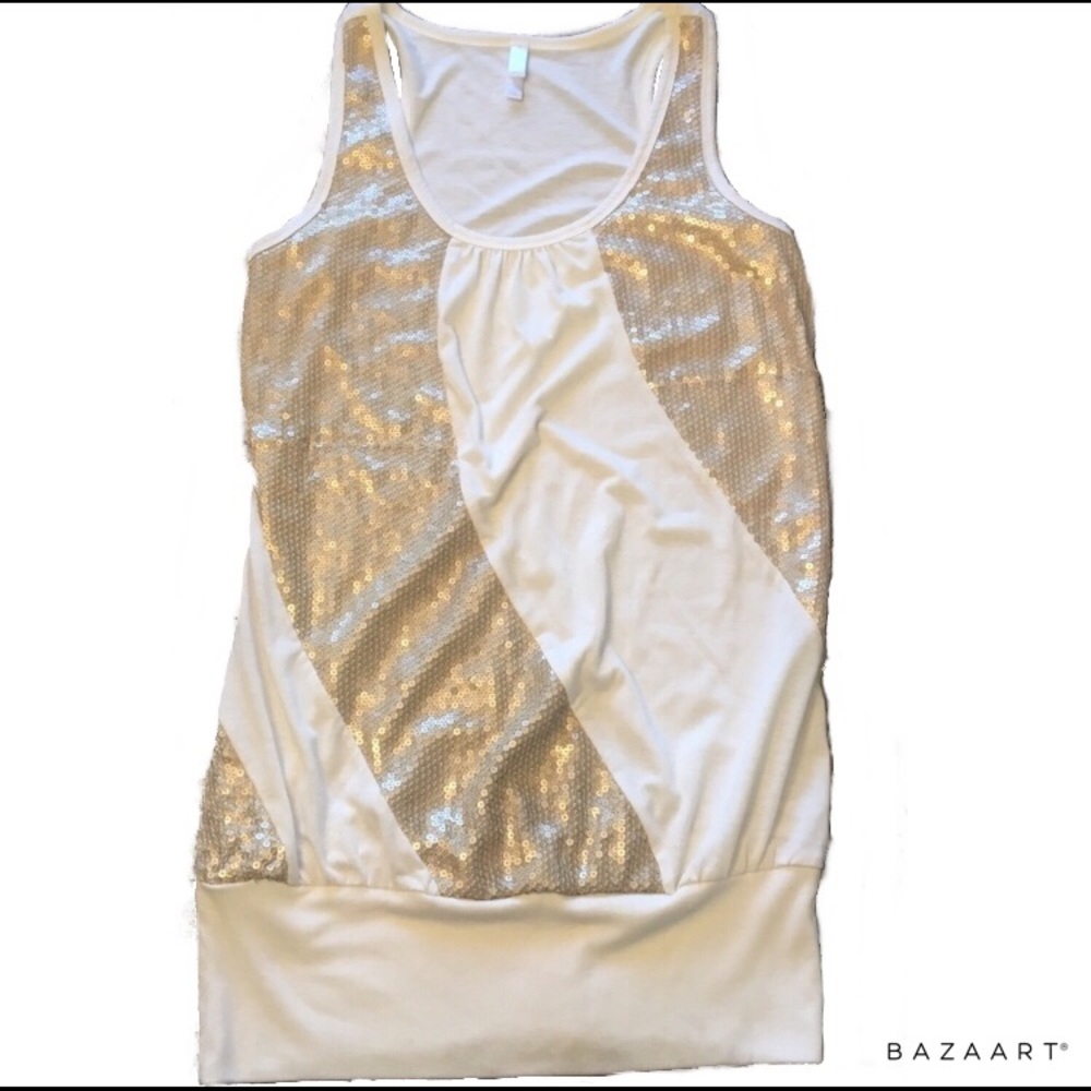 SeQuiN g0ld tAnk t0p
